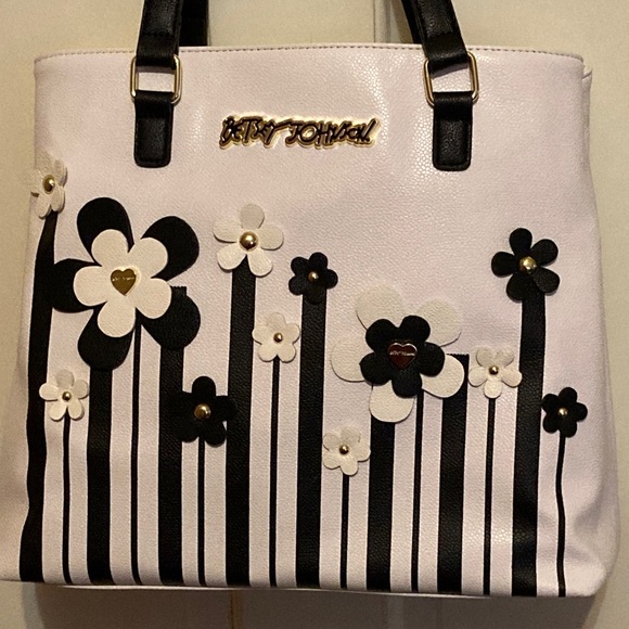 Betsey Johnson Handbags - Betsey Johnson NEW Large Black & White Floral Stripe Tote Hard to Find! RaRe!
